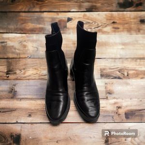 Zara black Chlsea Ankle Boots